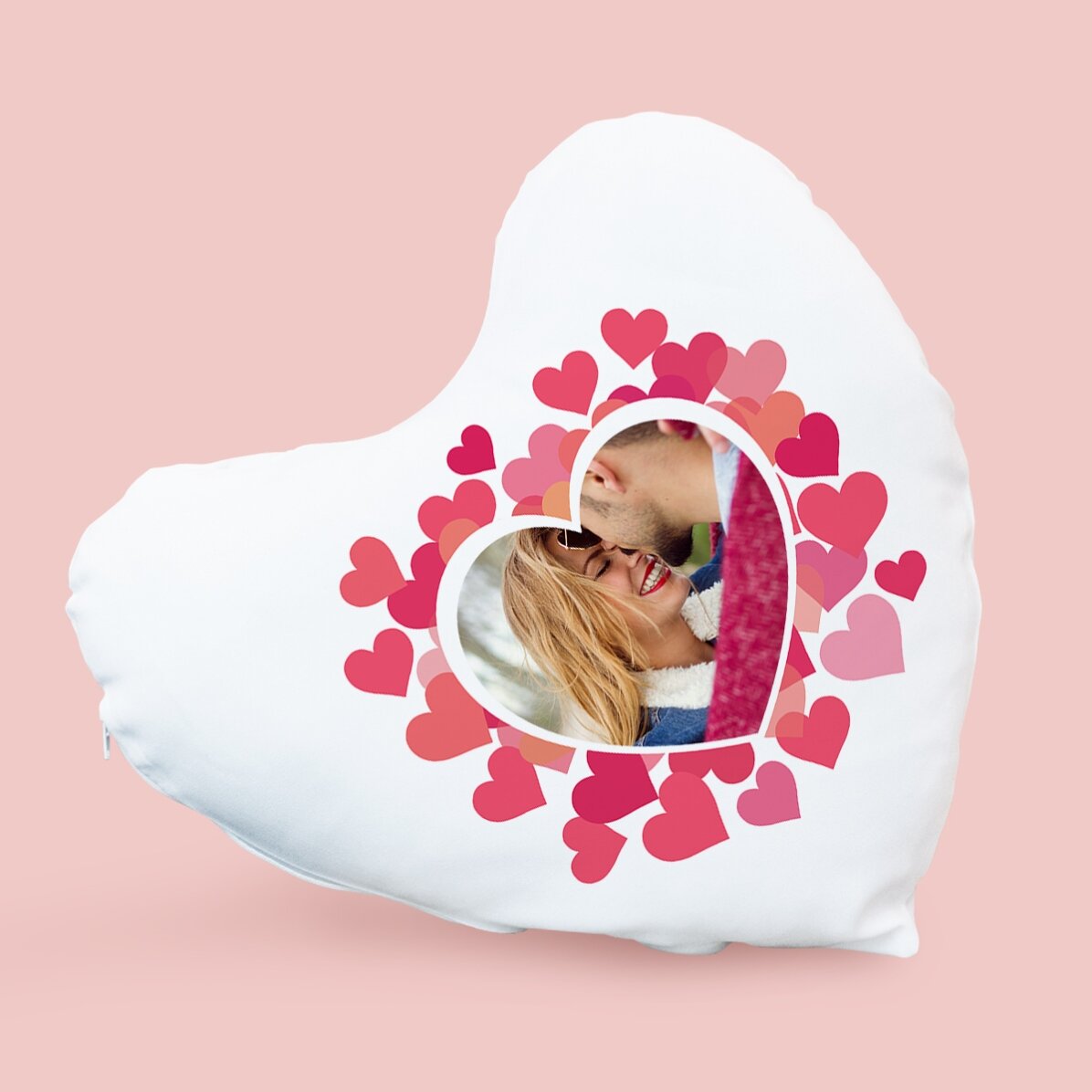 Pernă personalizată în formă de inimă cu o poză - inimi roz