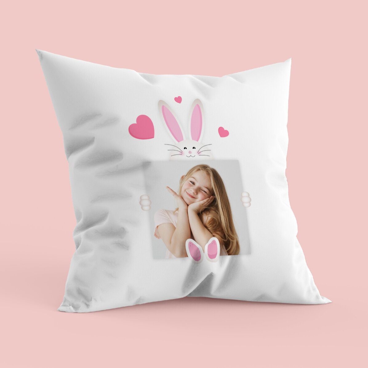 Pernă personalizată poză - Iepurașul cel simpatic