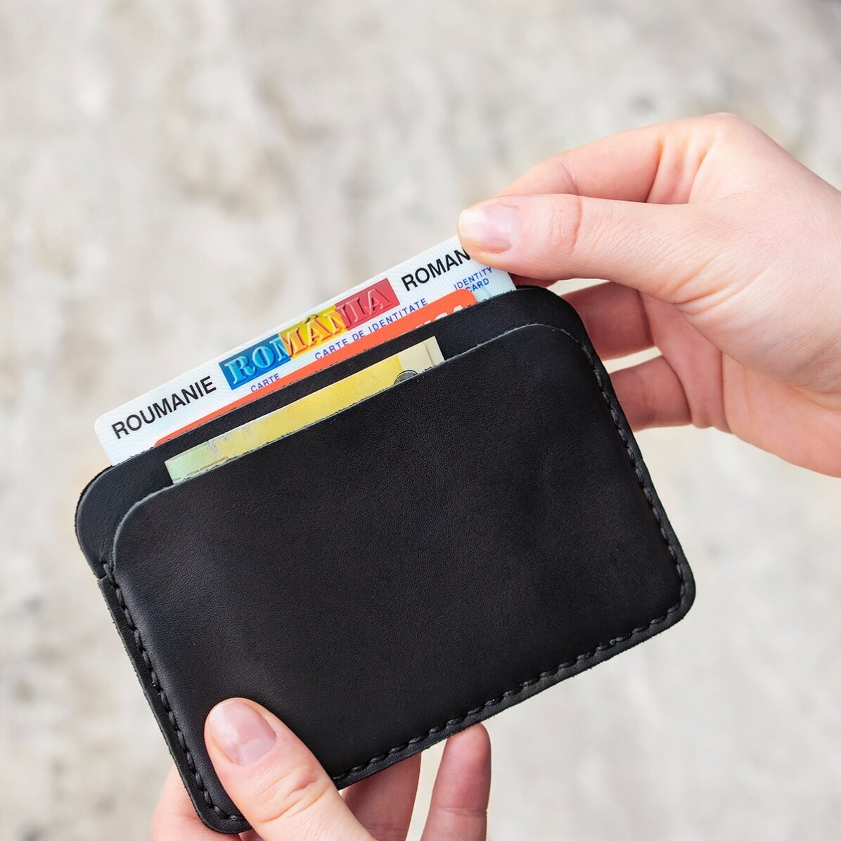 Portofel din piele personalizat cu mesaj și nume - Banii