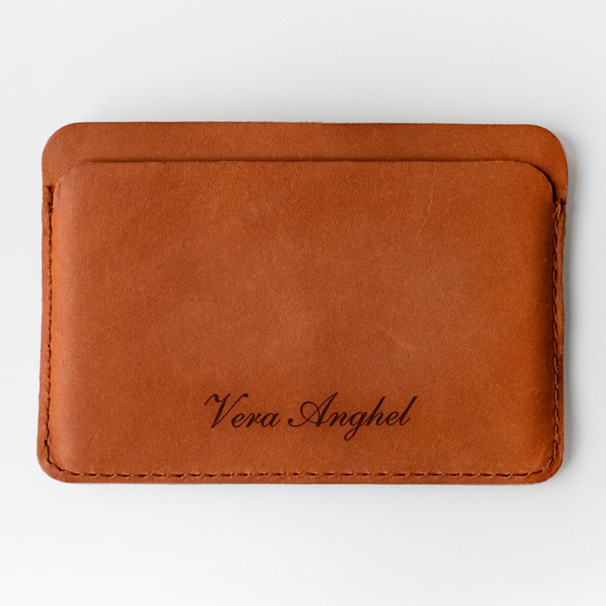 Portofel din piele personalizat cu nume pe mijloc