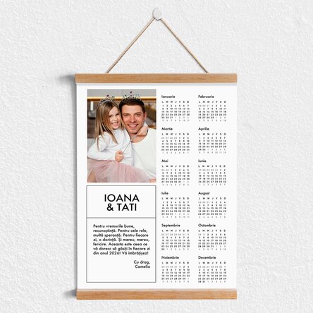 Poster calendar cu agățătoare personalizat cu o poză și mesaj - White