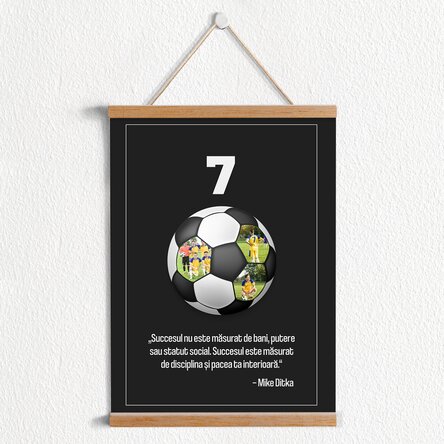 Poster cu agățătoare personalizat cu text și 3 poze - Minge de fotbal