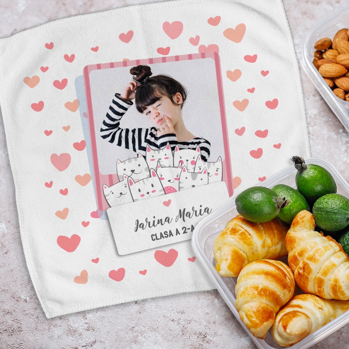 Prosop personalizat cu nume și poză - Kitty