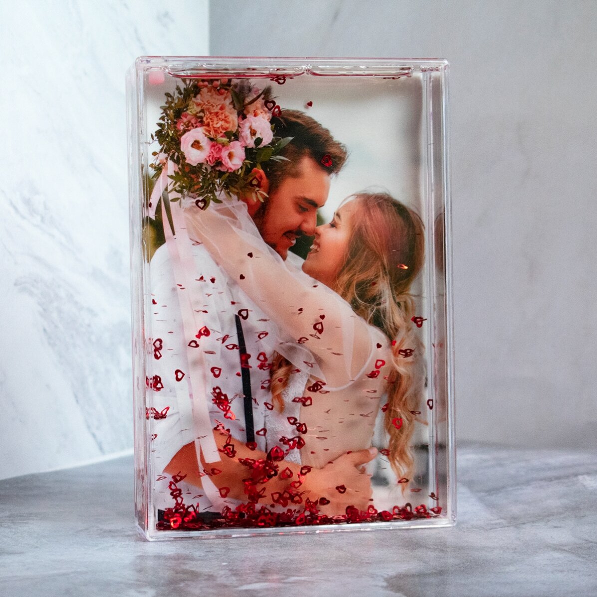 Ramă foto de birou cu inimioare personalizată cu o poză