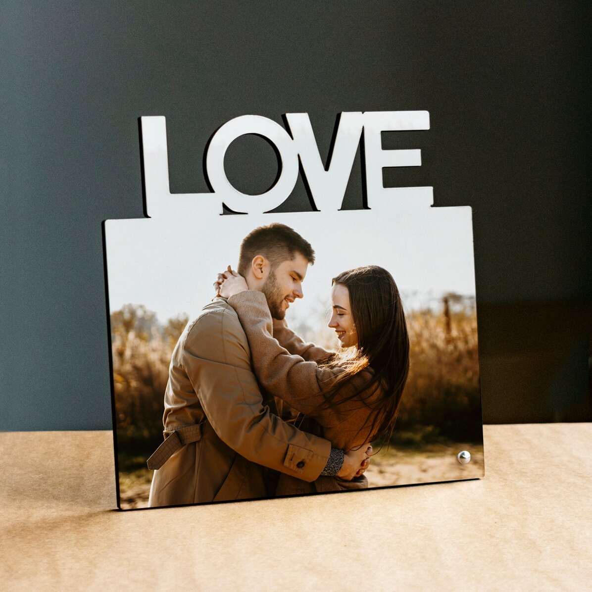 Ramă foto de birou personalizată cu o poză - model LOVE