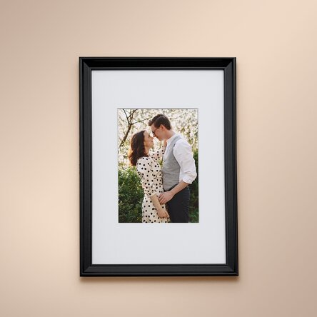 Ramă foto personalizată cu o poză - passepartout A4 portret