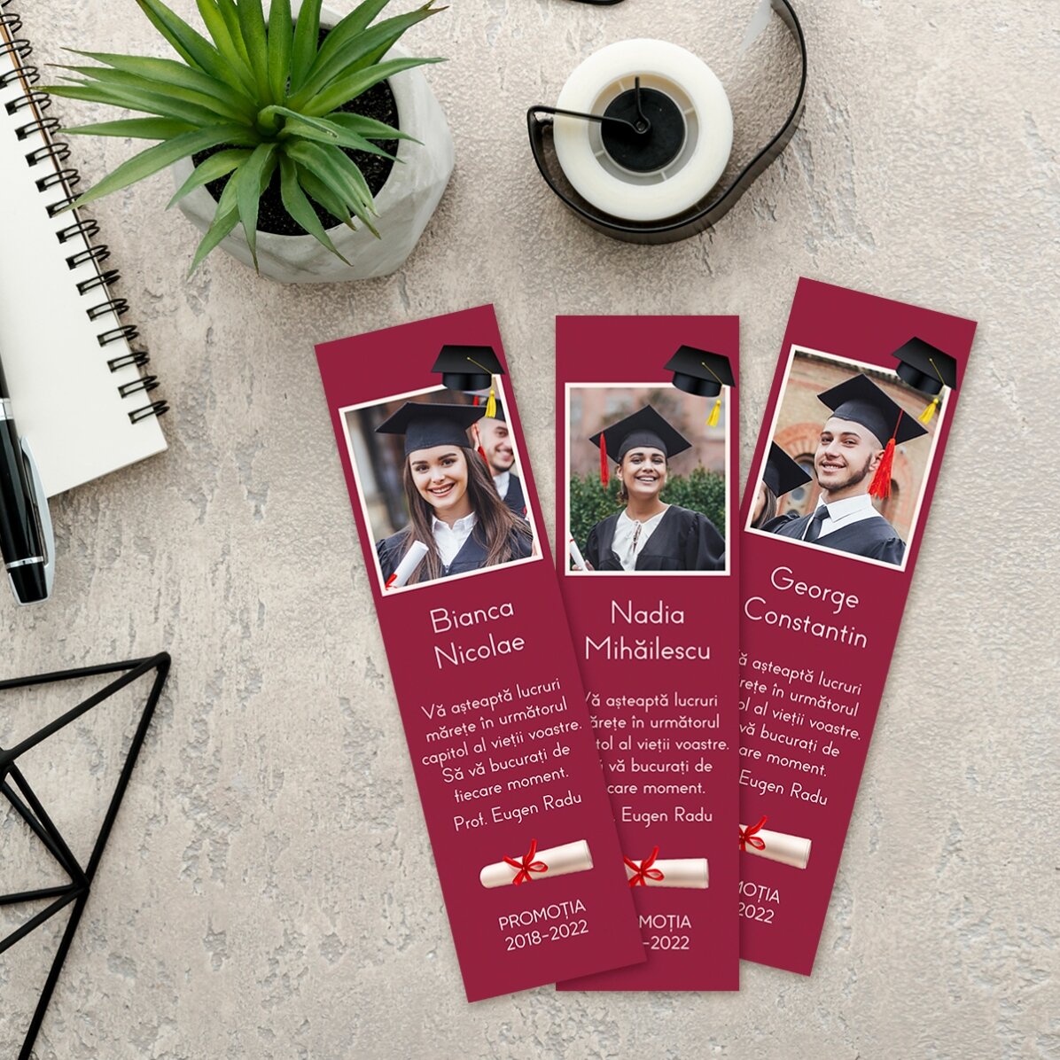 Semn de carte personalizat cu o poză și mesaj  - Absolvire