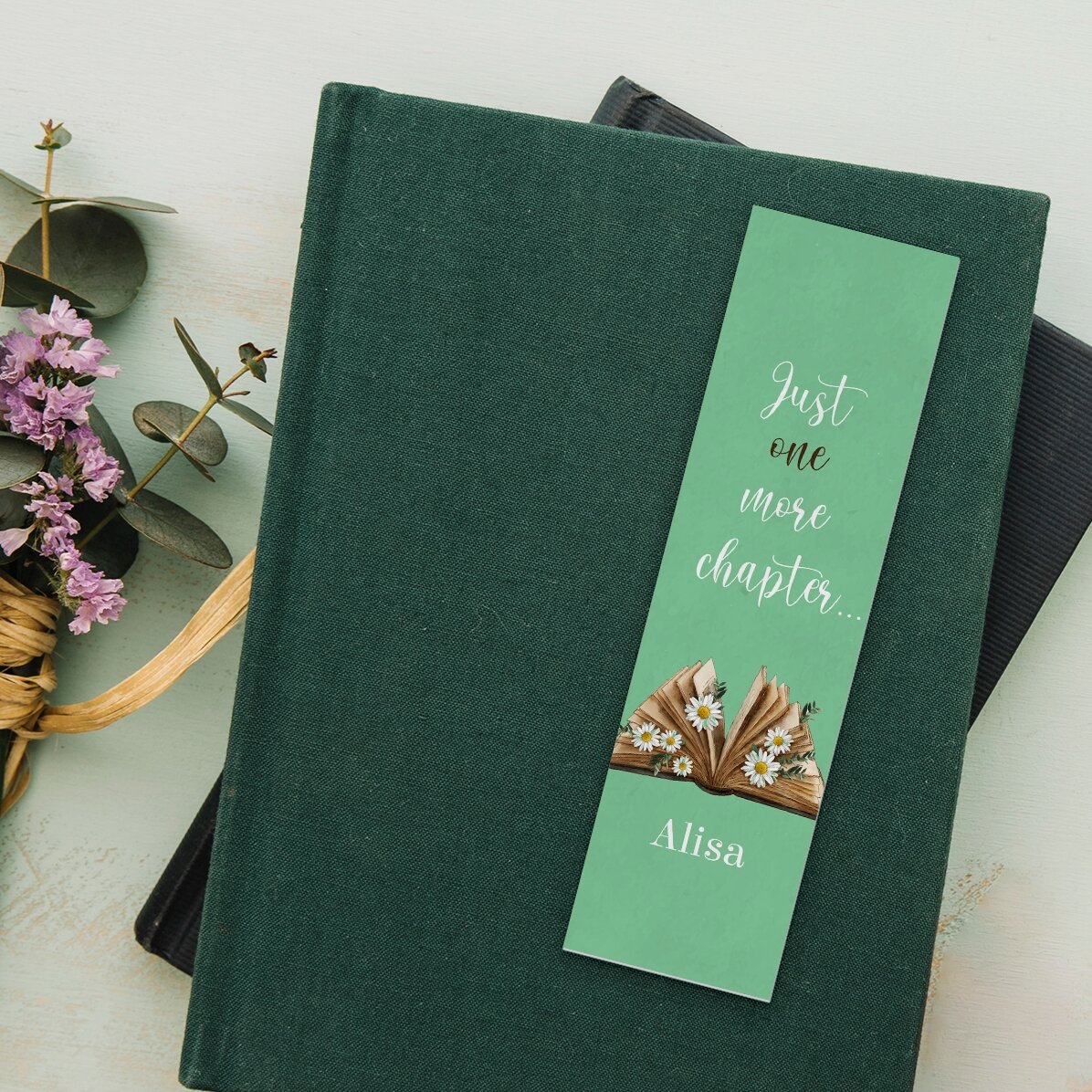 Semn de carte personalizat cu text - Just one more chapter