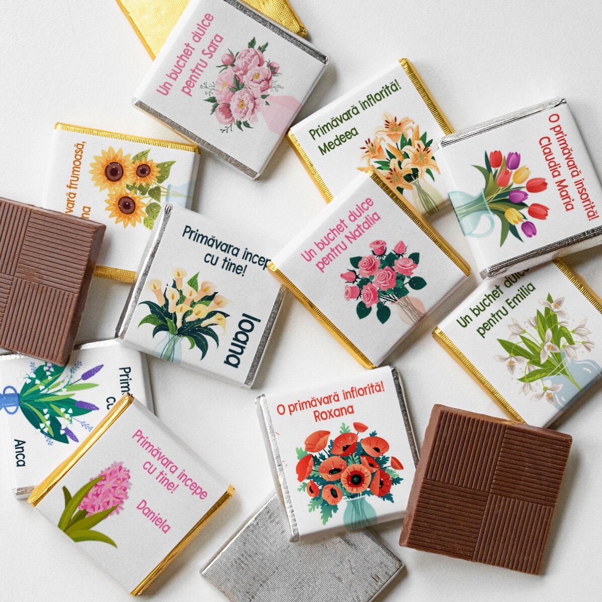Комплект от 10 мини шоколадови бонбона с персонализиран текст - Цветя