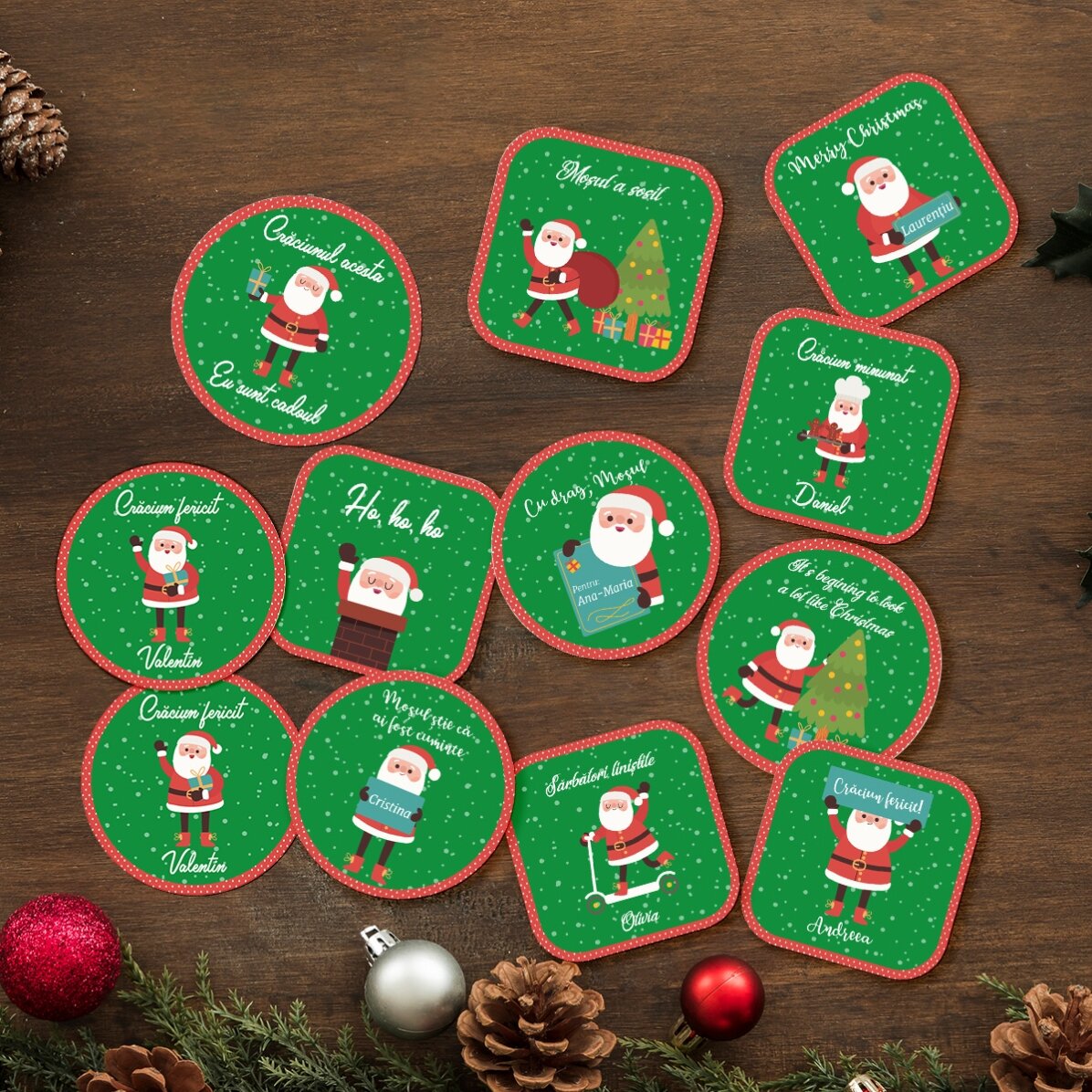 Set de 12 stickere (etichetă autoadezivă) personalizate - Moș Crăciun
