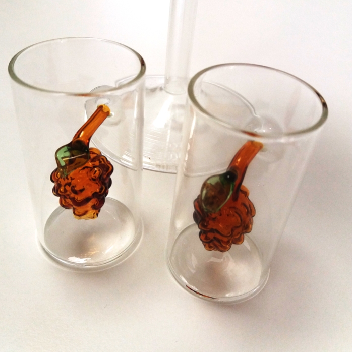 Set sticlă pentru țuică cu 2 păhărele