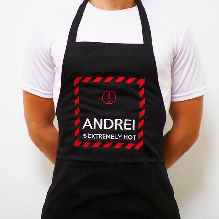 Șorț personalizat - is extremely HOT