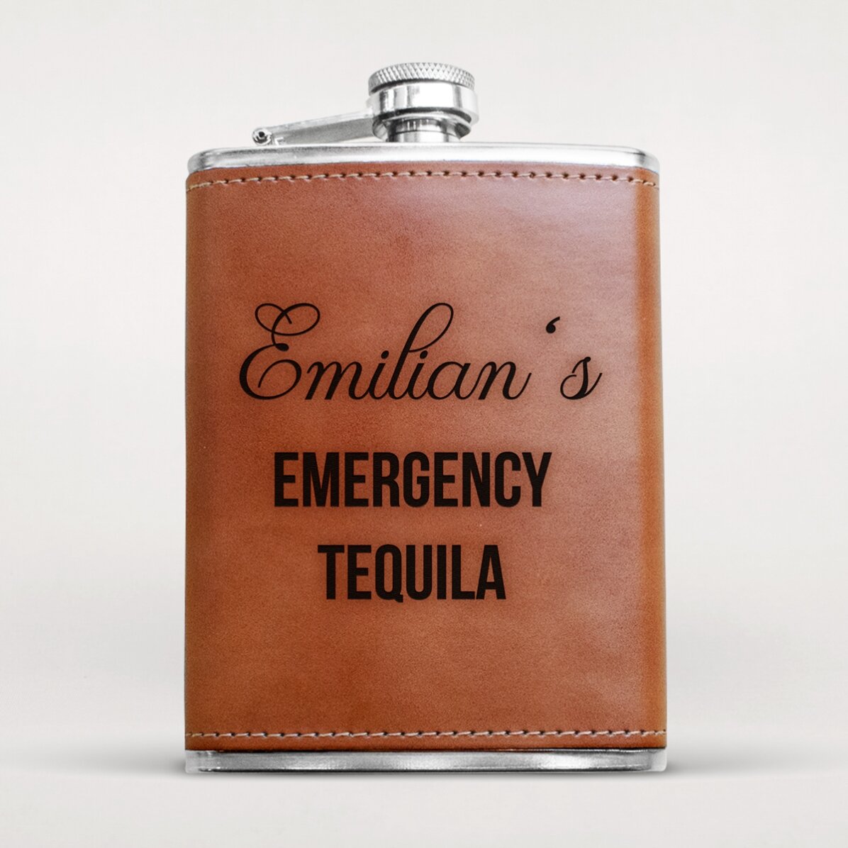 Sticlă de buzunar personalizată îmbrăcată în piele - Emergency Tequila