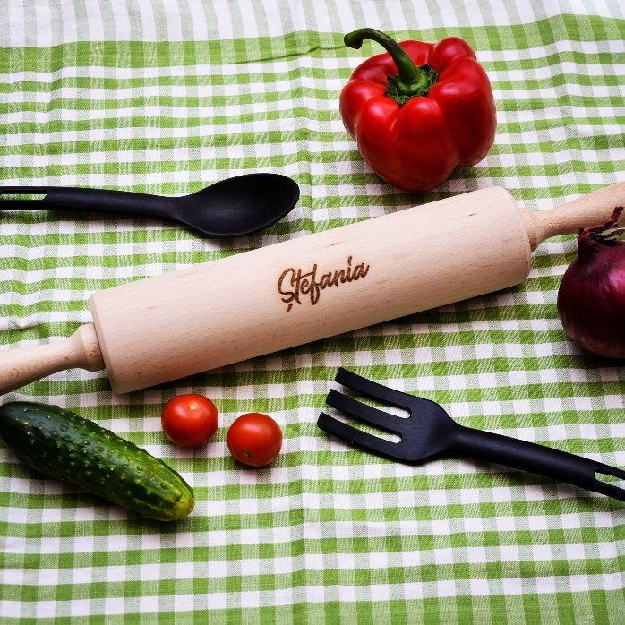 Sucitor de lemn personalizat cu numele tău