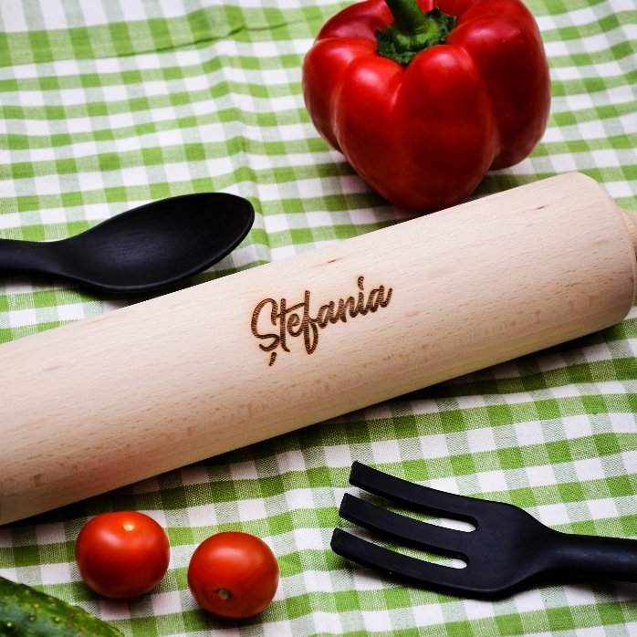 Sucitor de lemn personalizat cu numele tău