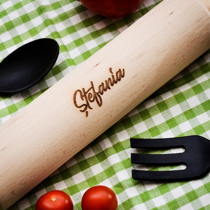 Sucitor de lemn personalizat cu numele tău