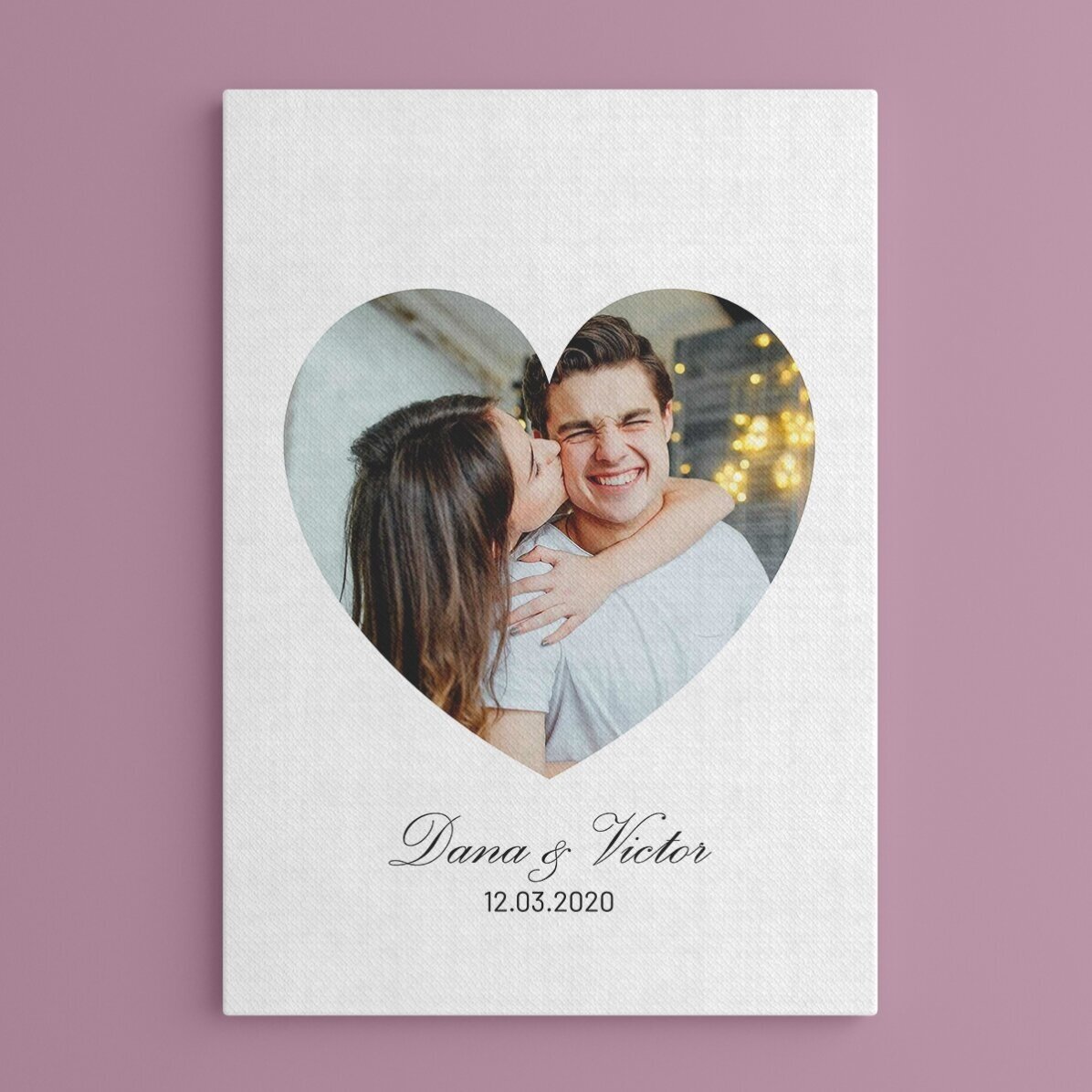 Tablou canvas personalizat cu poză în formă de inimă și text - Te iubesc!