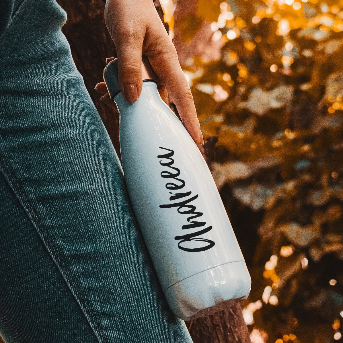 Termos cu bază albă personalizat cu numele tău 