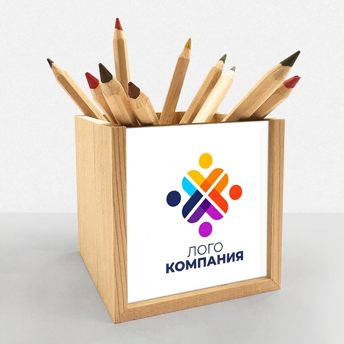 Персонализиран държач за моливи с лого