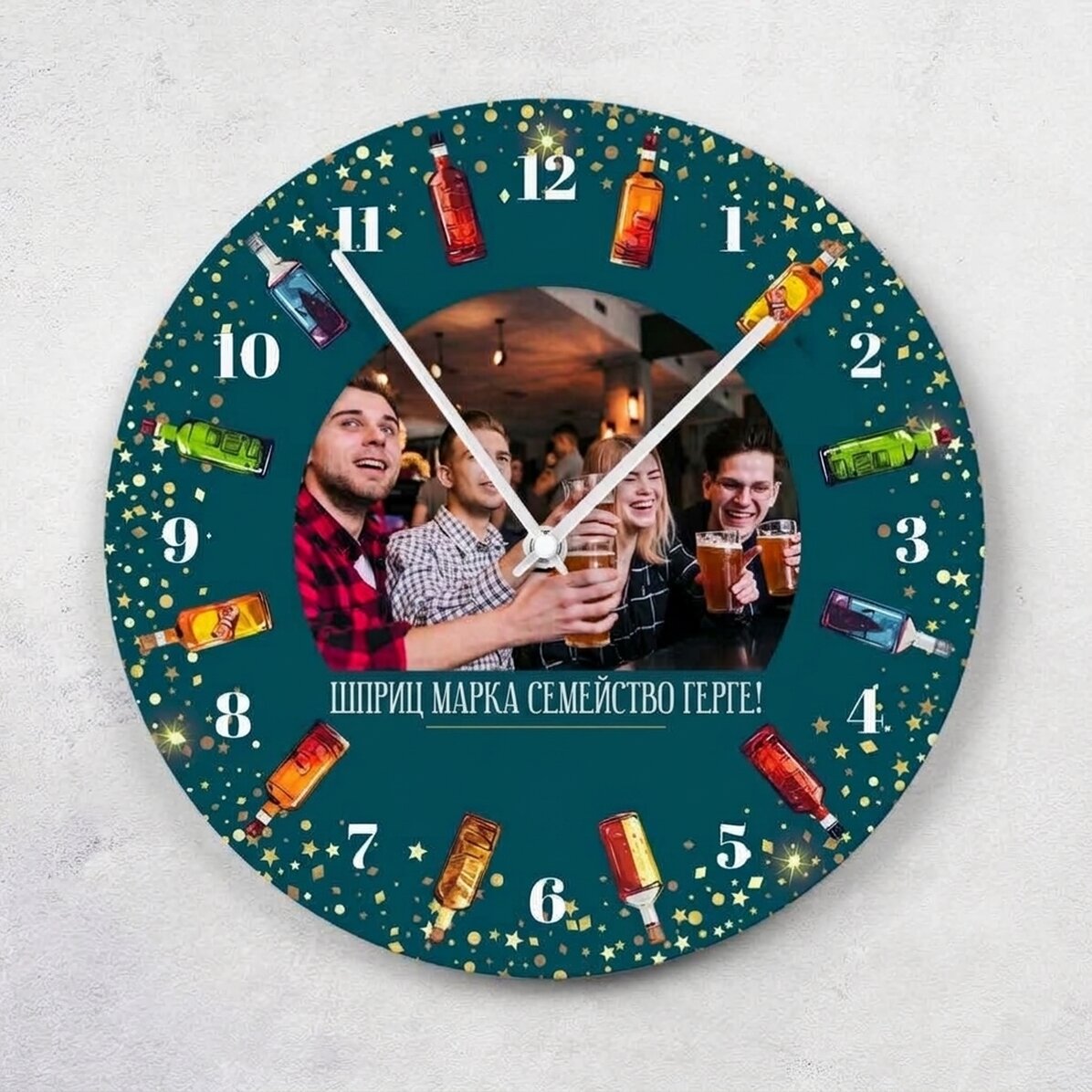 Персонализиран часовник с текст и снимка - Spirit Hour