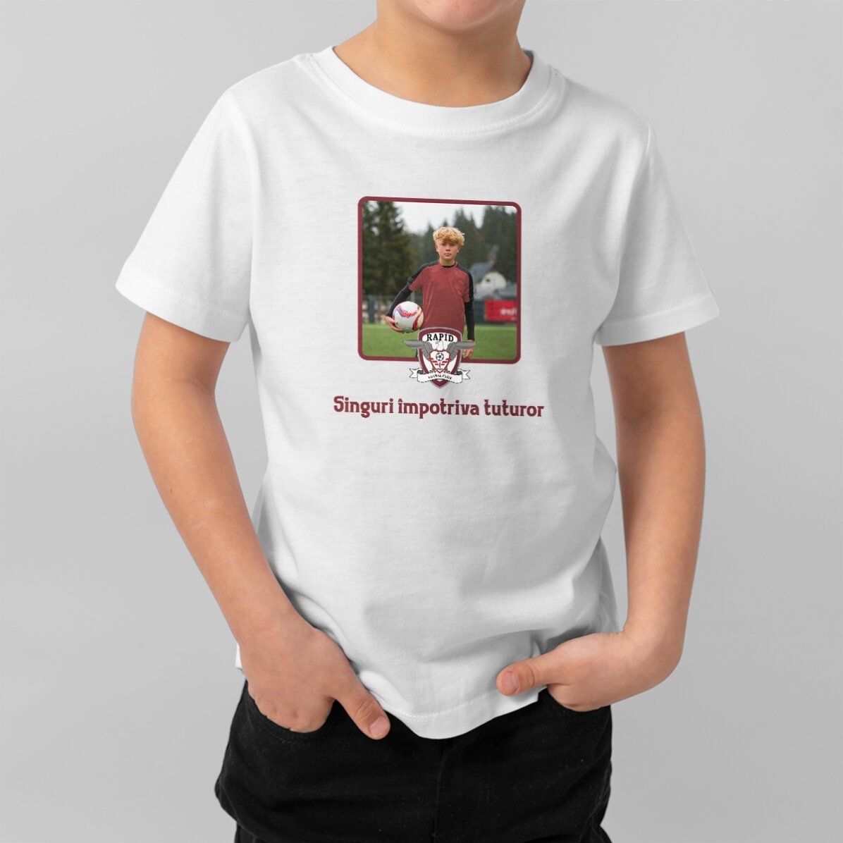 Tricou din bumbac pentru copii FC Rapid personalizat cu poză pătrată și text
