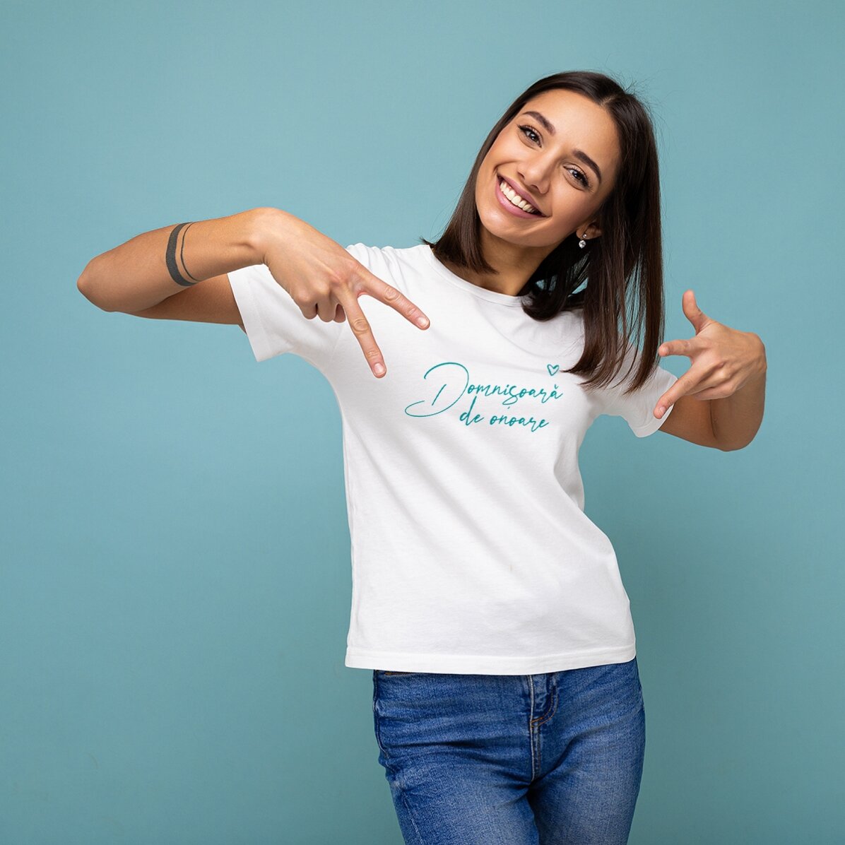 Tricou personalizat cu text pentru domnișoare de onoare