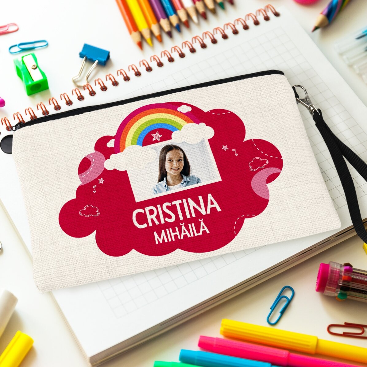 Trusă pentru școală personalizată cu poză și text - Model curcubeu