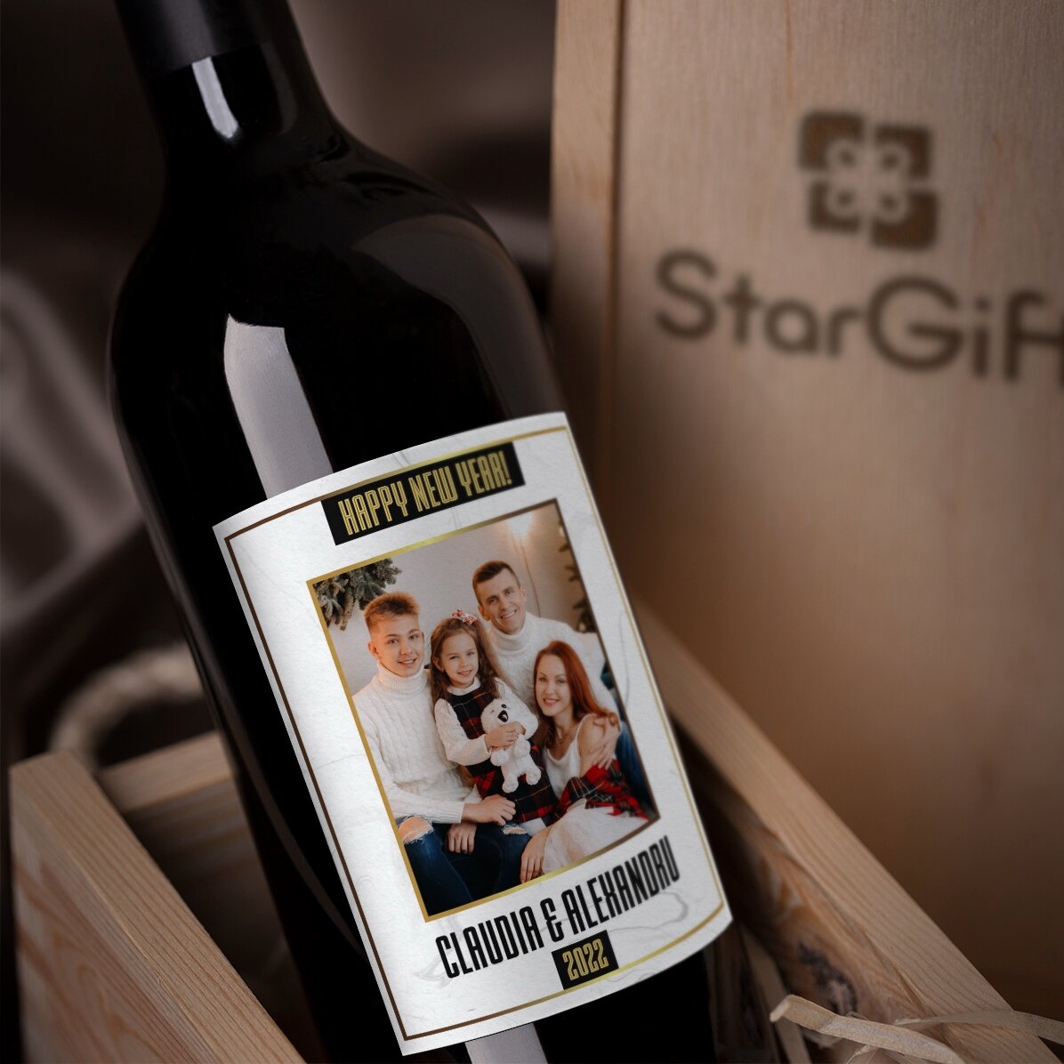 Vin personalizat cu o poză și text - White Happy New Year 