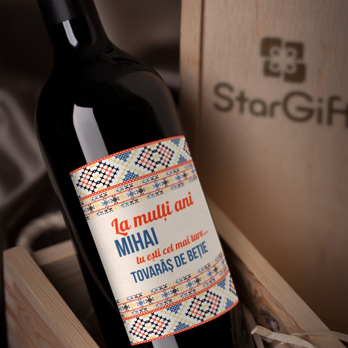 Vin personalizat cu text - Model Tradițional